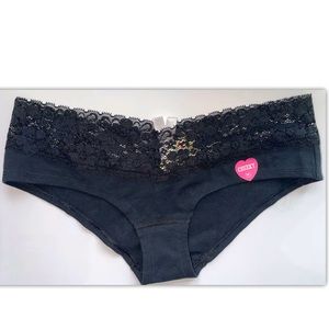 2009’Extra low rise hipster panty